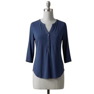 Cloth & Stone Anthropologie Blue Rayon Hi-Low Button Down Blouse Shirt Small S